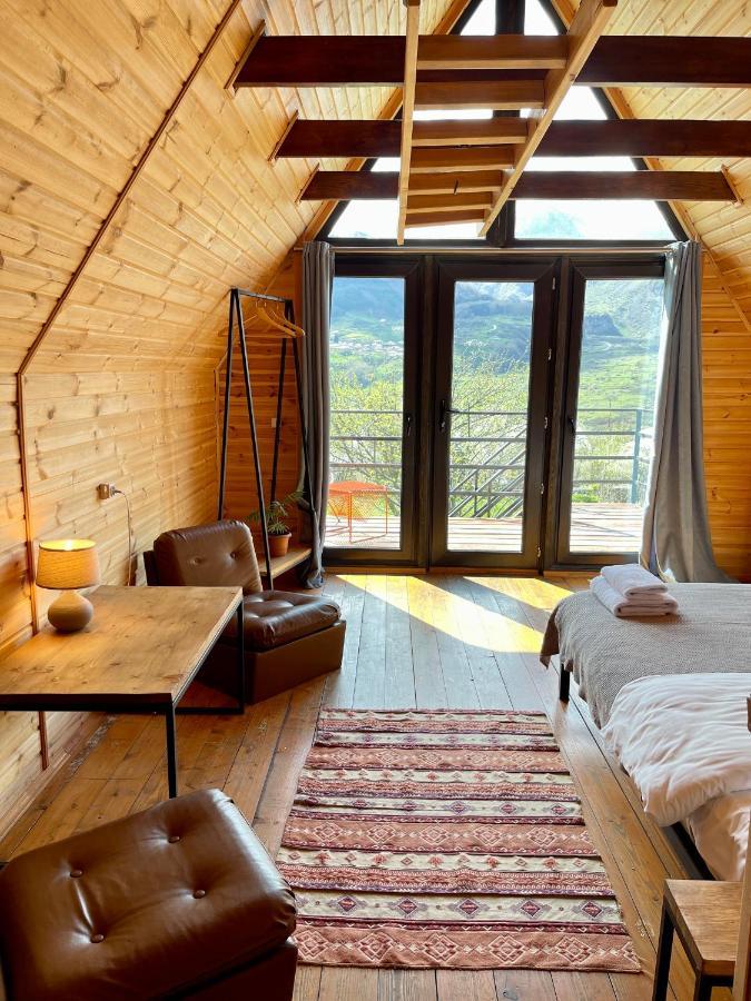 Kazbegi Kuro Cottages Екстер'єр фото
