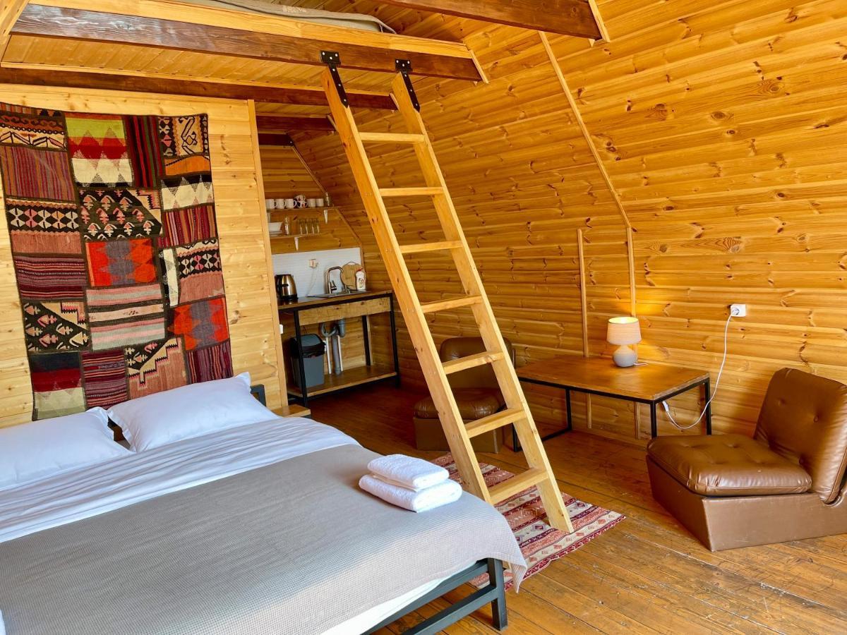 Kazbegi Kuro Cottages Екстер'єр фото