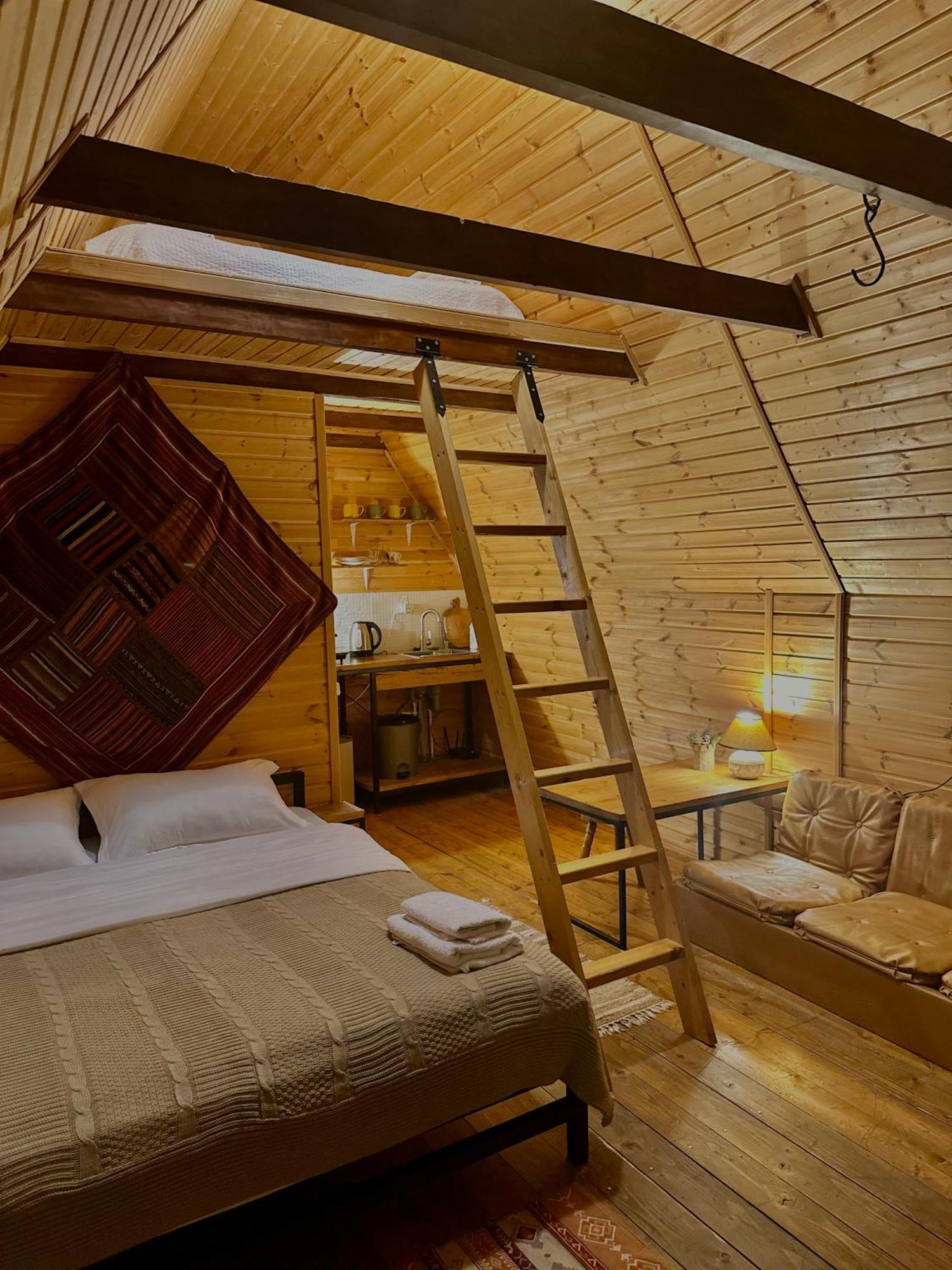 Kazbegi Kuro Cottages Екстер'єр фото